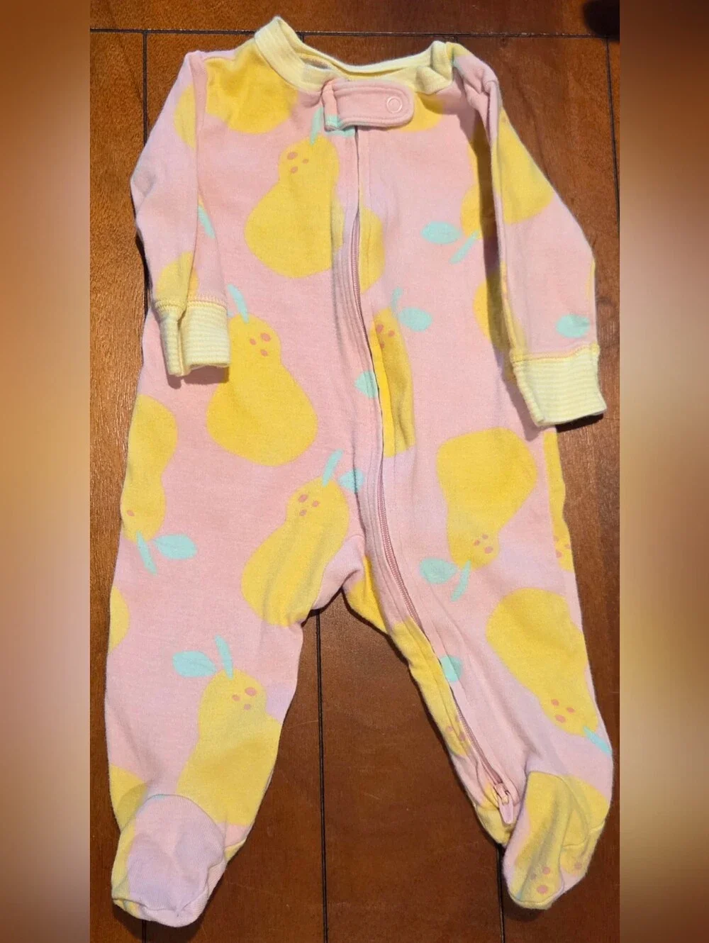 3M Baby Girl Bundle of 6 Footies.  Gently Used